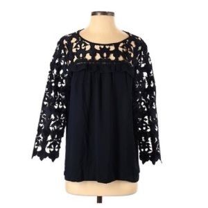 Loft | Navy Floral Appliqué Cut Out Sleeves blouse XS
